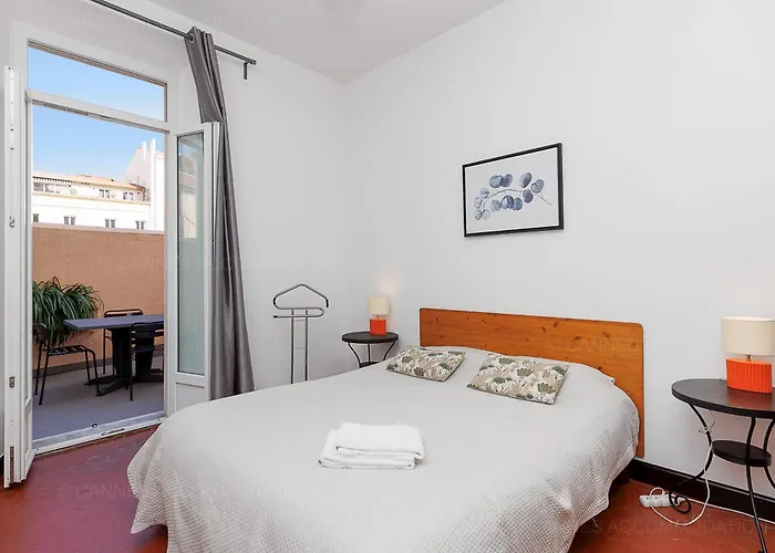 Bessons Apartman Cannes