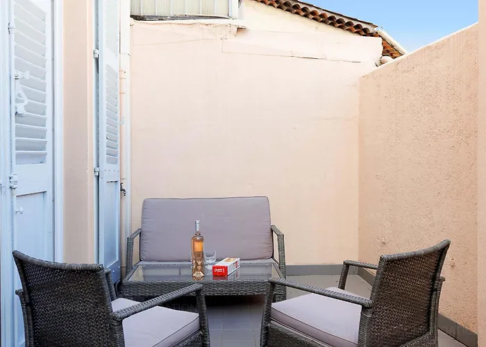 Bessons Apartman